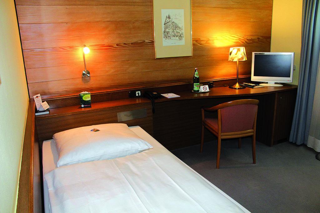Hotel Alexander Koln Frechen Zewnętrze zdjęcie